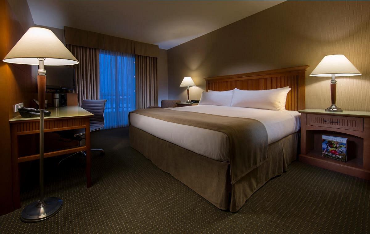 Coast Capri Hotel Kelowna Zewnętrze zdjęcie