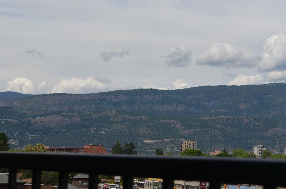 Coast Capri Hotel Kelowna Zewnętrze zdjęcie