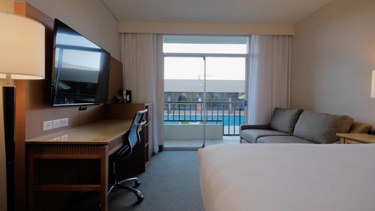 Coast Capri Hotel Kelowna Zewnętrze zdjęcie