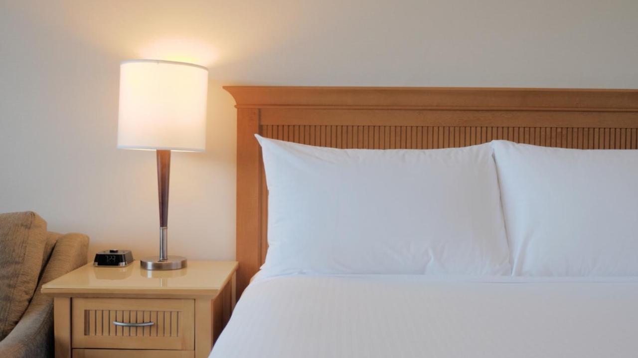 Coast Capri Hotel Kelowna Zewnętrze zdjęcie