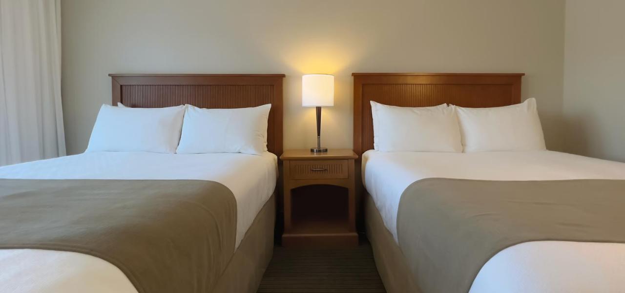 Coast Capri Hotel Kelowna Zewnętrze zdjęcie