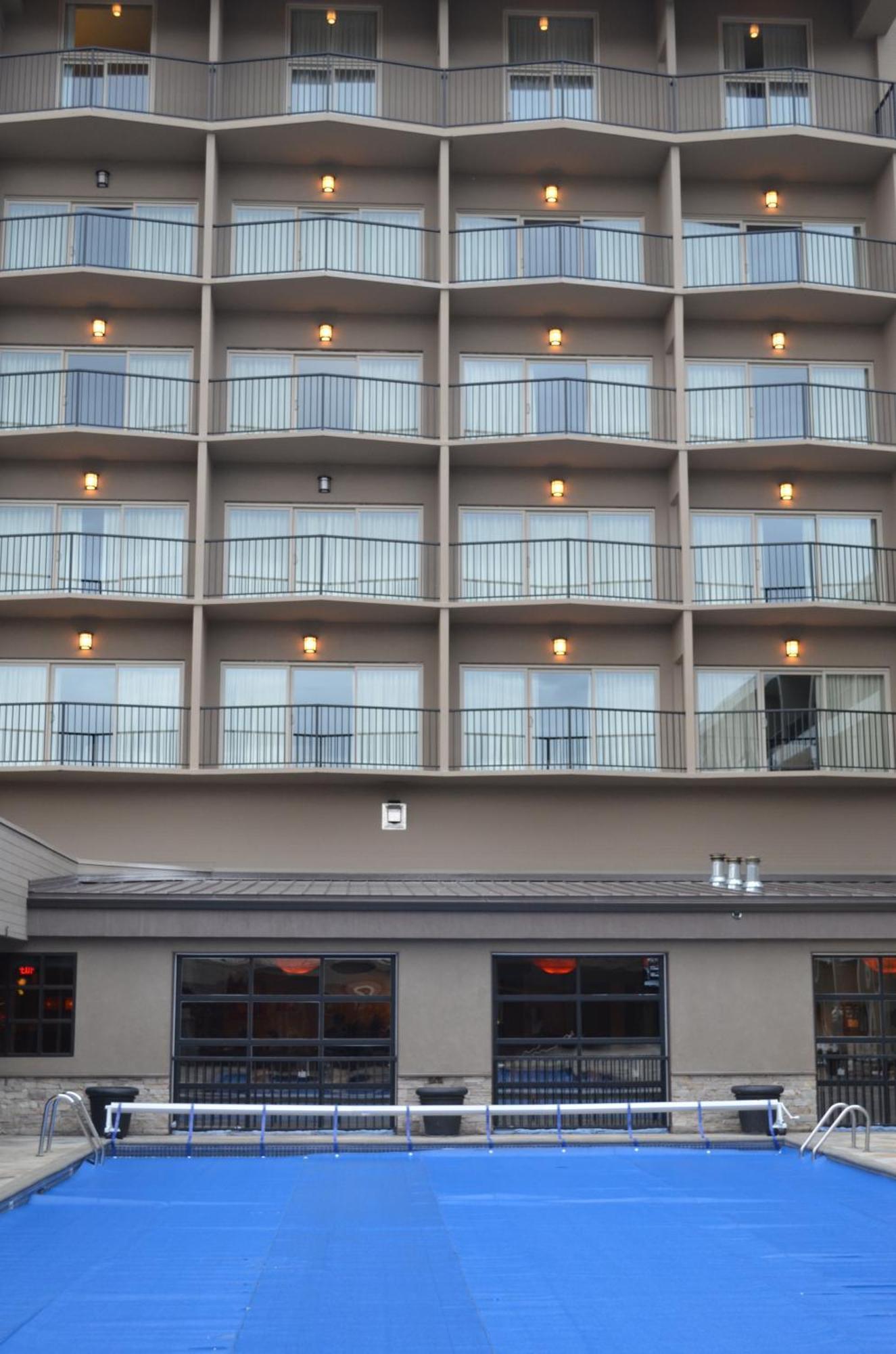 Coast Capri Hotel Kelowna Zewnętrze zdjęcie