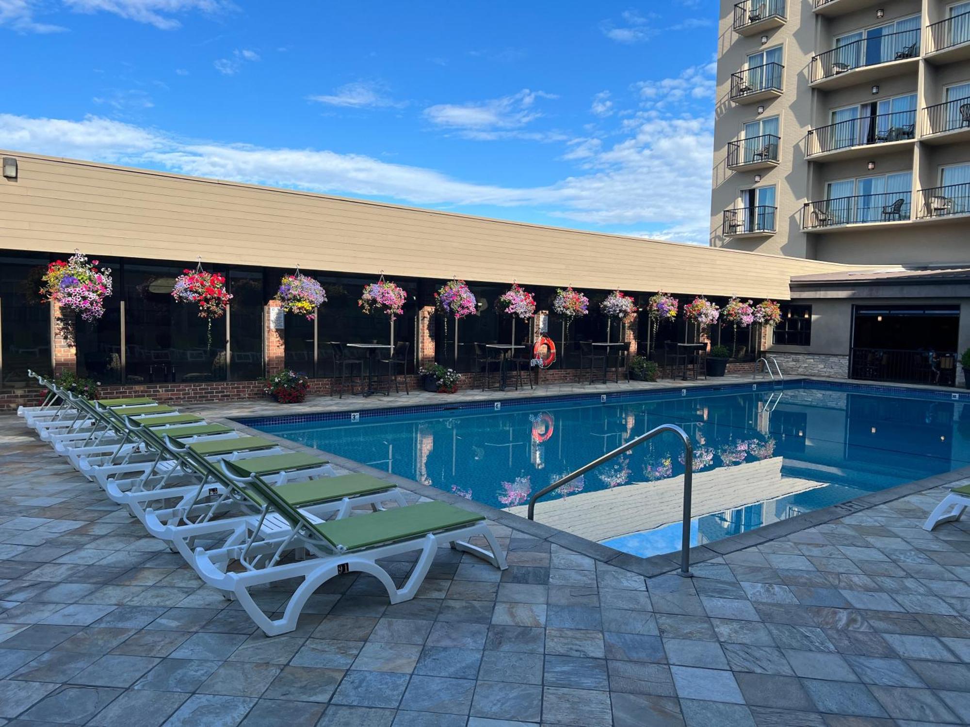 Coast Capri Hotel Kelowna Zewnętrze zdjęcie